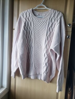 Women’s Cable Knit Sweater - Light Pink